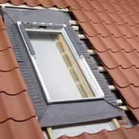 Collerette d‘écran sous-toiture pour fenêtre de toit 55x78cm VELUX Produit De Marque